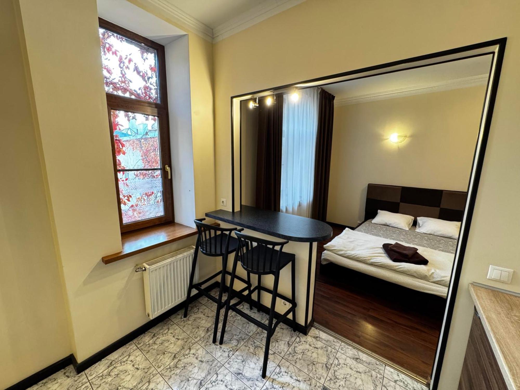 Aparthotel รีกา ภายนอก รูปภาพ A typical studio apartment