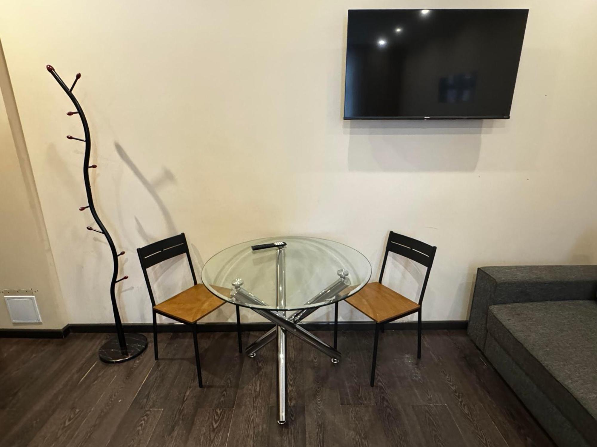 Aparthotel รีกา ภายนอก รูปภาพ A coat rack