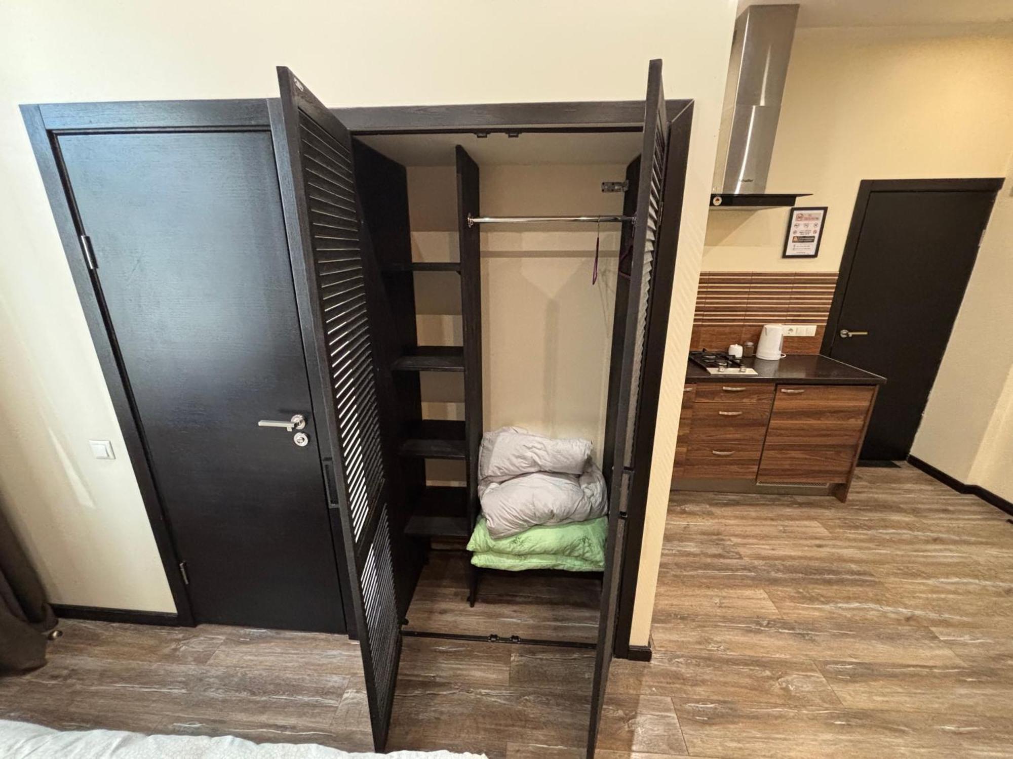 Aparthotel รีกา ภายนอก รูปภาพ A typical room at the hotel